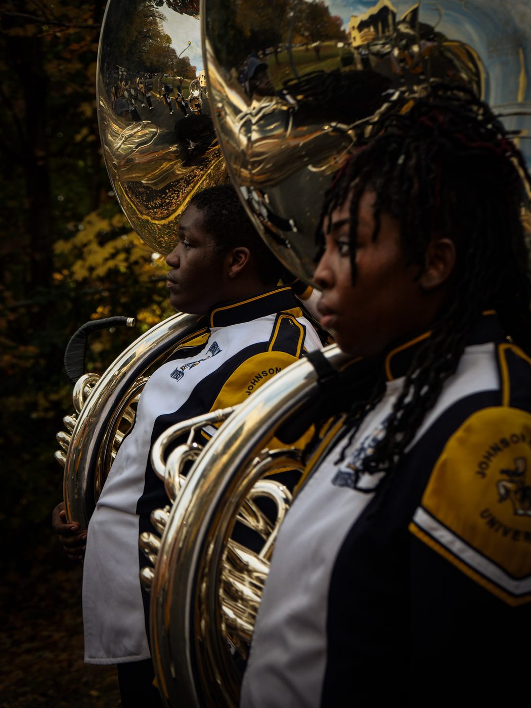 Two sousaphone players on the route